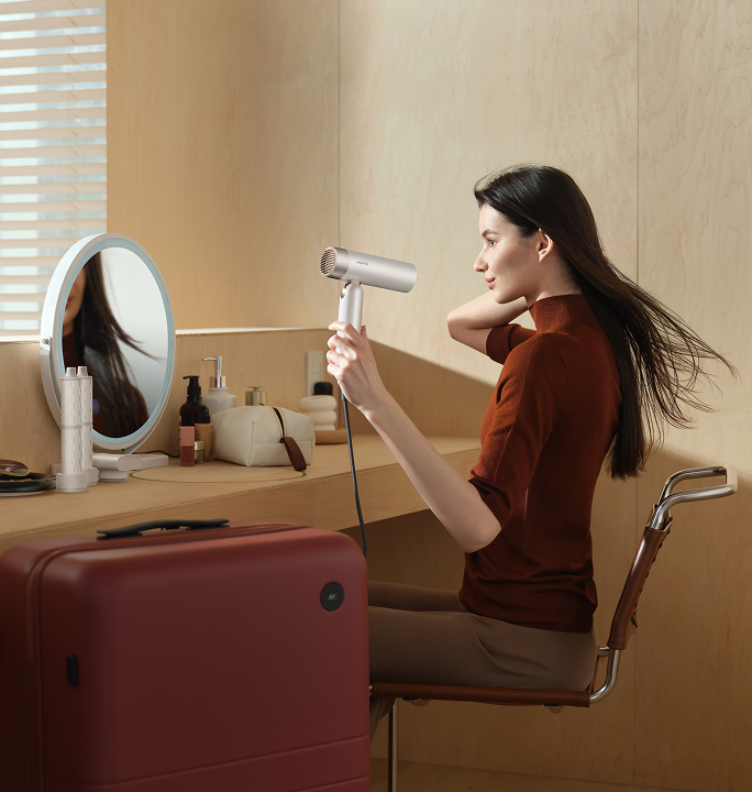 MOVA Flip 10 Foldable Hair Dryer | MOVA US MOVA Flip 10 Foldable Hair Dryer | MOVA US